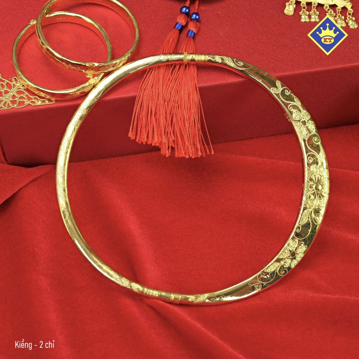 vang-cuoi-444