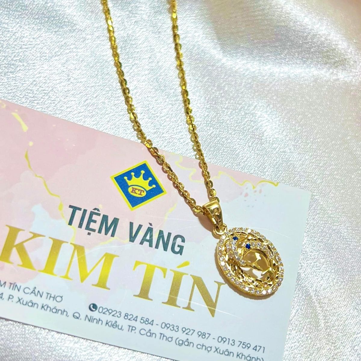 tiệm vàng kim tín