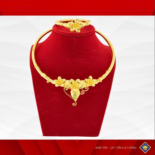 Bộ trang sức cưới vàng 983 KTJ262